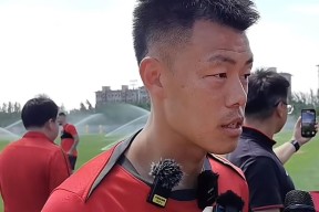 贝博体育官网-青春风暴与传奇老将的交锋 2007西甲赛季球员群像全景解析